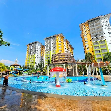 Melaka Town Area Top 1 Family Lovers Water Themepark Suites By Ggm 外观 照片